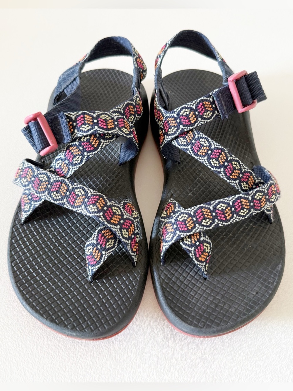 Chaco Sandals Toe Loop Classic Performance Hiking Outdoor Navy Pink 7